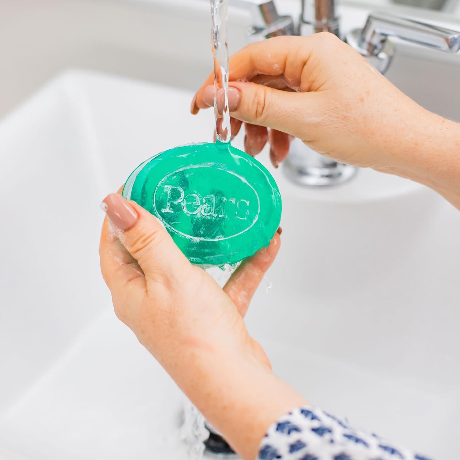 Pears Soap, Pure & Gentle with Lemon Flower Extracts, 5-Pack – Transparent Green Glycerin Soap for Radiant, Glowing Skin, 4.4 Oz Ea-FemmiqueWomen