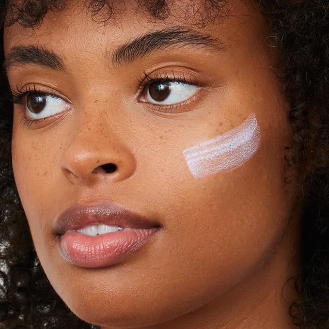 Algenist Sublime Defense Ultra Lightweight UV Defense Fluid SPF50 - Sheer, Oil-Free Face Sunscreen with Vitamin E, Echinacea & Green Tea - Non-Comedogenic & Hypoallergenic Skincare (30ml / 1oz)-FemmiqueWomen