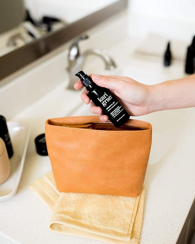 Kari Gran - Natural Essential SPF 30 Moisturizing Facial Sunscreen with Plant-Based Ingredients (1oz / 30ml)-FemmiqueWomen