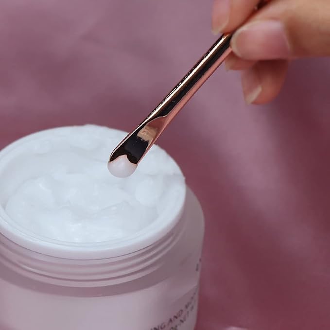 3 Pieces Zinc Alloy Makeup Spatula Eye Cream Spoon Beauty Scoop Mini Spoon Makeup Beauty Spoons Mini Cosmetic Skincare Spatula for Cream Lotions, Cylindrical Handle Type, Golden, Silver, Rose-Gold-FemmiqueWomen