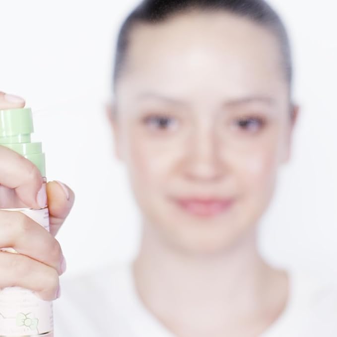 Pixi + Hello Kitty Makeup Fixing Mist |Lightweight Setting Spray | 80 ml / 2.7 fl oz-FemmiqueWomen