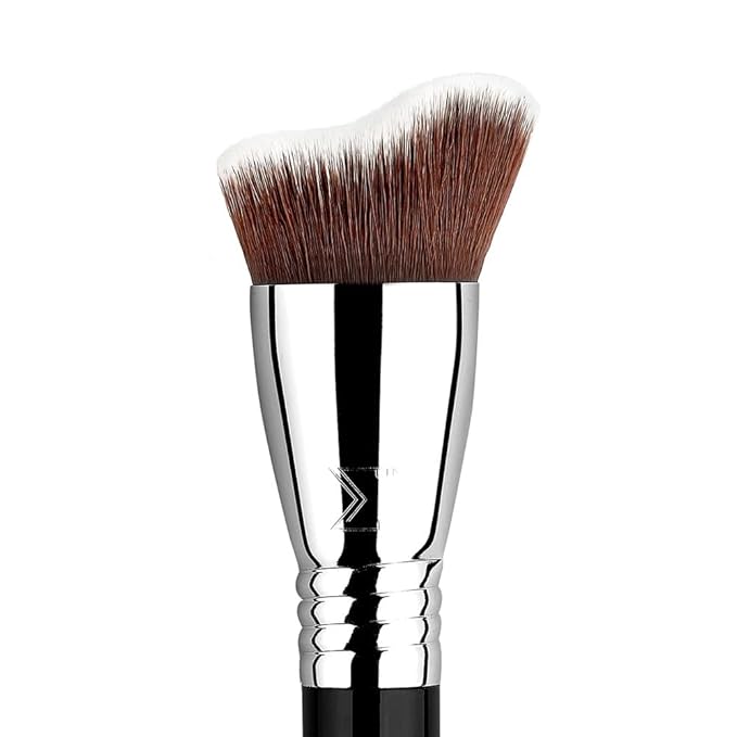 Sigma Beauty Curved Kabuki-F83-FemmiqueWomen