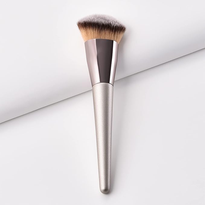 Professional Angled Foundation Brush Premium Synthetic Kabuki Makeup Brush Bronzer Contour Brush Cosmetic Applicator for Blending Liquid Powder BB Cream Vegan Brochas de Maquillaje-FemmiqueWomen