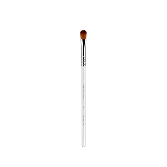 Sigma Beauty S20 Eye Cream Skincare Brush – Skincare Tool for Applying Skincare Products to Face and Skin, Gentle Eye Cream Brush Applicator for Eye Creams and Eye Makeup Primer (1 Pc)-FemmiqueWomen