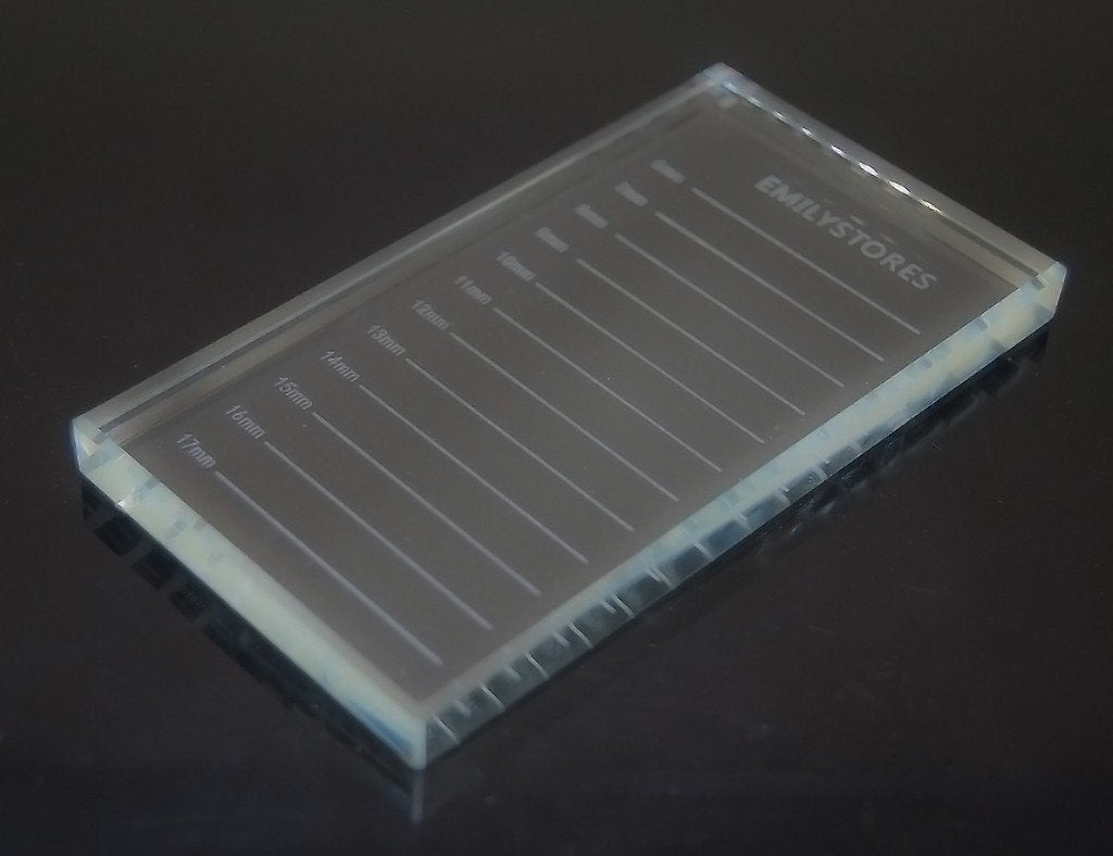 Crystal Tray Glass Eye Lash Stand Pallet Holder for Eyelash Extensions 4.5X2.5X0.4 Inch 1PC-FemmiqueWomen