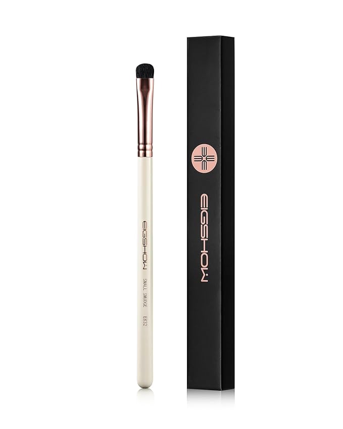 Small Smudge Brush, Professional Eyeshadow Brush for Smudging, Blending, Filling in, Premium Synthetic Bristles Tapered Eye Makeup Brush - Ivory-FemmiqueWomen