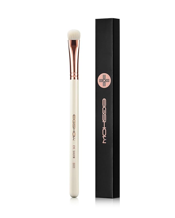 Eyeshadow Brush, EIGSHOWBEAUTY Professional Eye Shadow Brush with Saikoho Goat Hair, Premium Eye Makeup Brush For Blending, Smudging, Shading (E831)-FemmiqueWomen