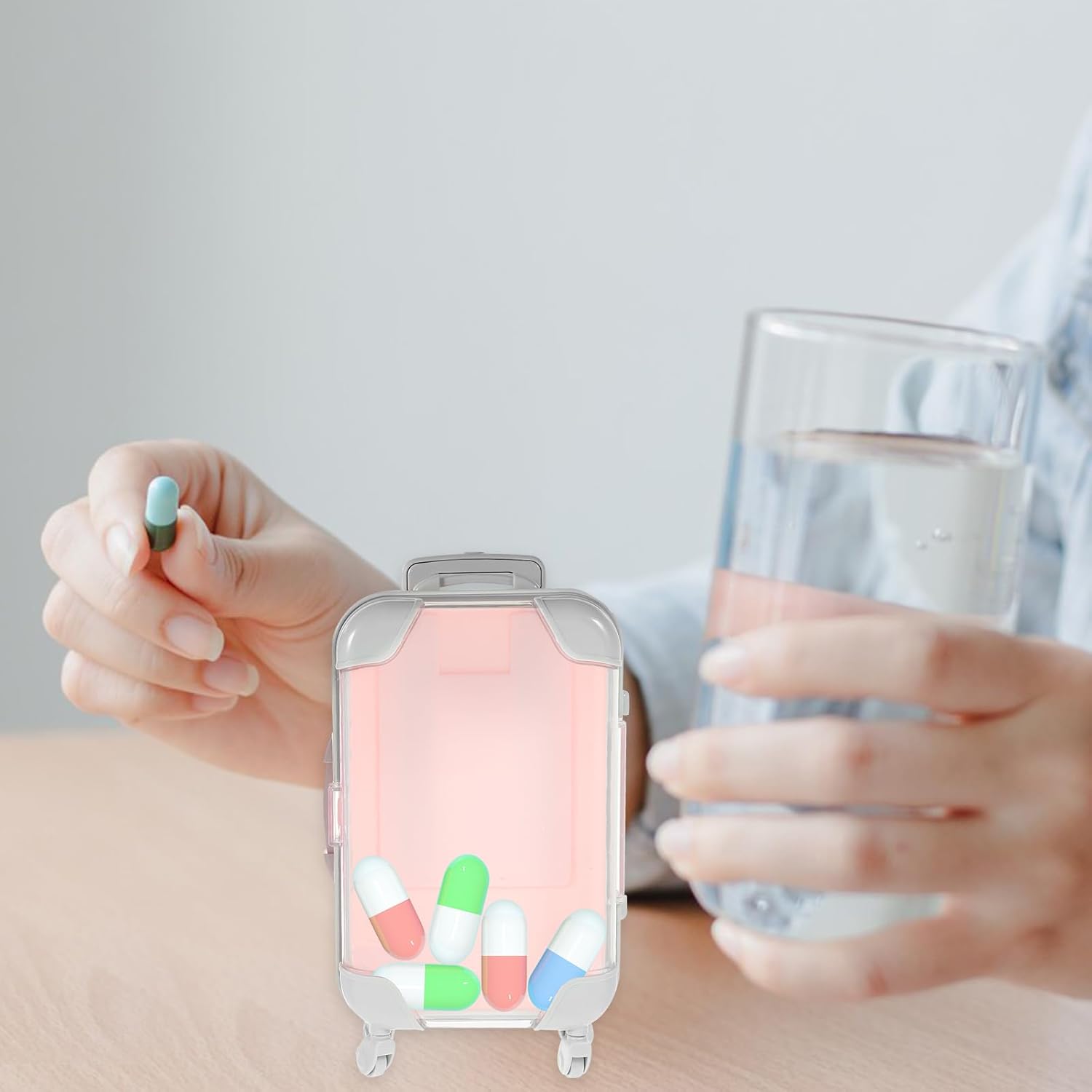 4-Piece Mini Eyelash Box Set Travel Makeup Organizer Portable False Lash Storage Case Pink Rose Red 6.49X3.34X1.96 Inches-FemmiqueWomen