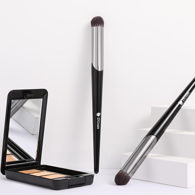 DUcare Tapered Small Concealer Brush Under Eye, Nose Contour Brush Mini Makeup Brushes Ideal for Liquid, Cream, and Powder Concealer(V03)-FemmiqueWomen