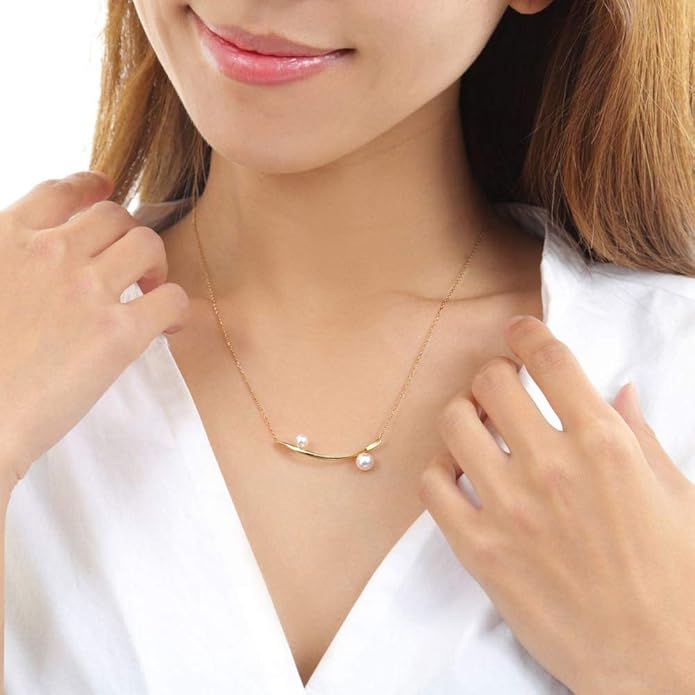 Japanese 4.5-6.0mm Akoya Cultured Pearl Pendant Necklace for Women with 18K Yellow Gold | Stylish Design Excellent Gift | Pearl Necklace-FemmiqueWomen