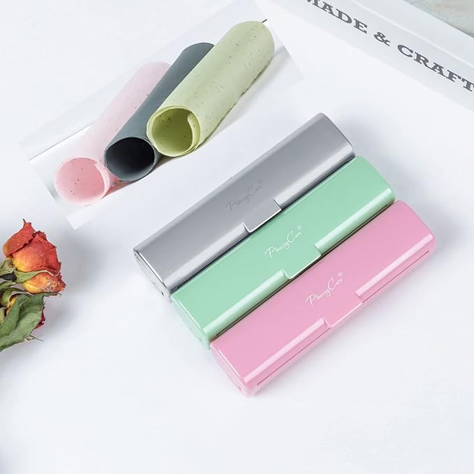 Natural Oil Blotting Paper Roll, Refillable Compact Dispenser No Shine Sheets, Absorb Excess Shine on Face or Scalp Instantly, Men and Women Facial Skin Care or Make Up Must Have (Green Tea)-FemmiqueWomen