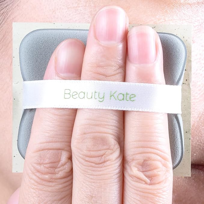 Oil Blotting Sheets for Face, Blotting Paper For Oily Skin Green Tea 100 sheets with Portable Mirror Case & Makeup Puff, Oil Absorbing Sheets For Face-FemmiqueWomen