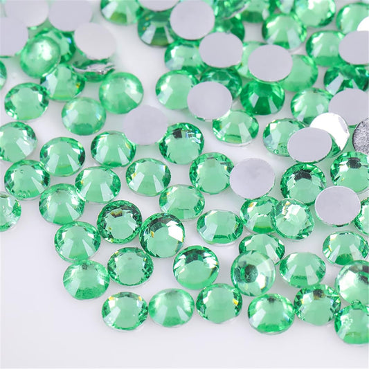 1000 Pieces SS20 5mm Flatback Rhinestones Clear Glass Round Gems Crystals for Nail Art DIY Crafts Clothes Shoes Bags （Green）-FemmiqueWomen