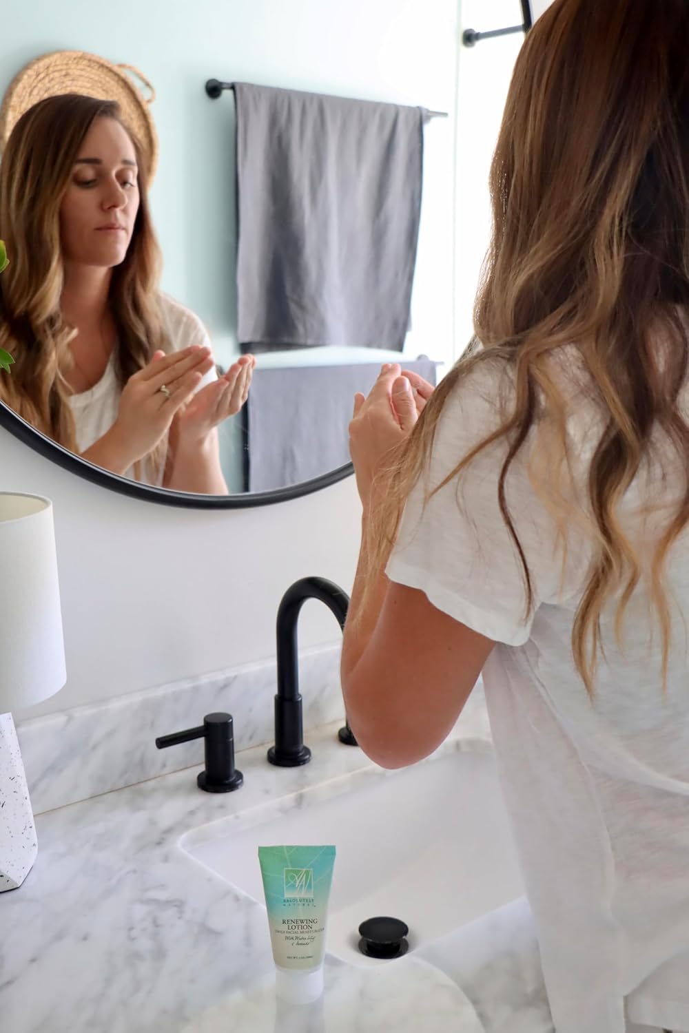 Renewing Lotion Facial Moisturizer with Aloe, Vegan, Made in the USA-FemmiqueWomen