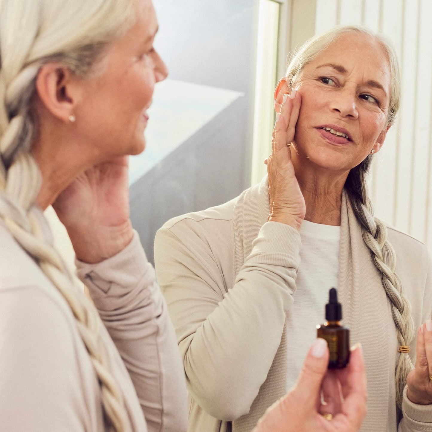 Boom Gold ™ Lightweight & Luxurious Facial Oil with Organic Ingredients for a Softer, Smoother, More Luminous Skin, with Kukui Nut & Frankincense Oil, Boom Beauty by Cindy Joseph (0.5 Oz)-FemmiqueWomen