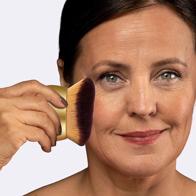 Airbrush Kabuki Brush for All Face Makeup & Foundation for Liquid, Cream and Powder Face Makeup, Large Brush for Effortless Natural Beautiful Look, With Wide-headed Bristles - Gold-FemmiqueWomen