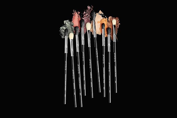 Sigma Beauty E38 Diffused Crease Brush - Blending Brush For Corner Eyelids - Eyeshadow Application and Fluffy Blending Brush - Apply Pigment and Blend Harsh Lines-FemmiqueWomen