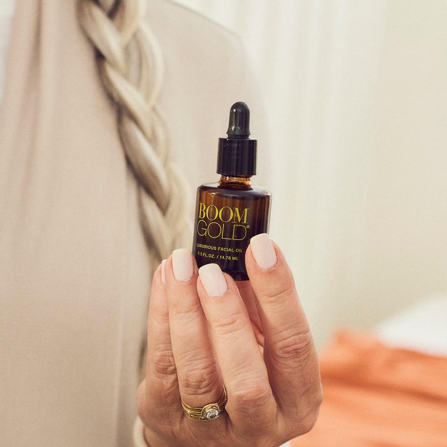 Boom Gold ™ Lightweight & Luxurious Facial Oil with Organic Ingredients for a Softer, Smoother, More Luminous Skin, with Kukui Nut & Frankincense Oil, Boom Beauty by Cindy Joseph (0.5 Oz)-FemmiqueWomen