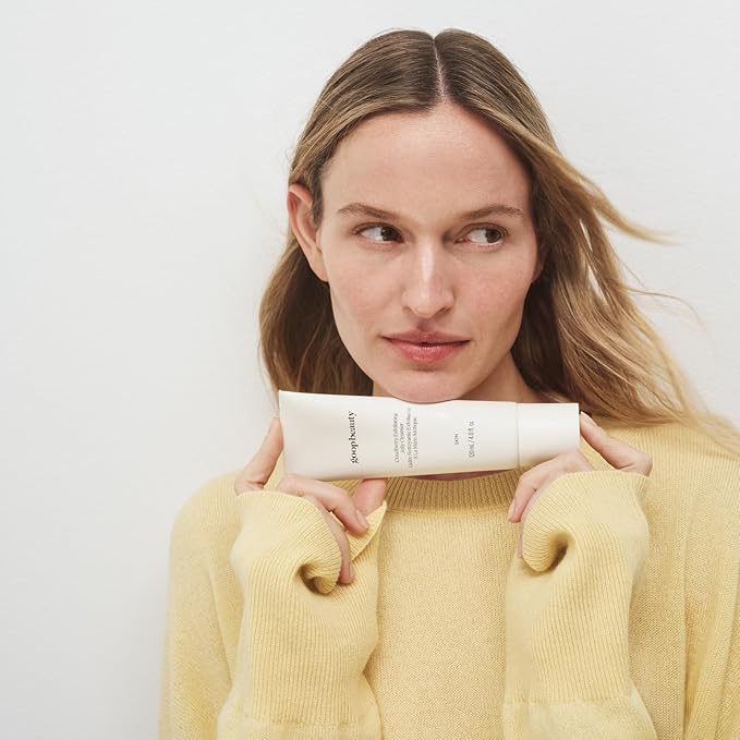 goop Beauty Exfoliating Jelly Cleanser | Face Wash to Clean & Smooth Skin | Squalane, Kakadu Plum, & Vitamin C | Moisturizes & Soothes Skin | Paraben & Silicone Free | 4 fl oz-FemmiqueWomen