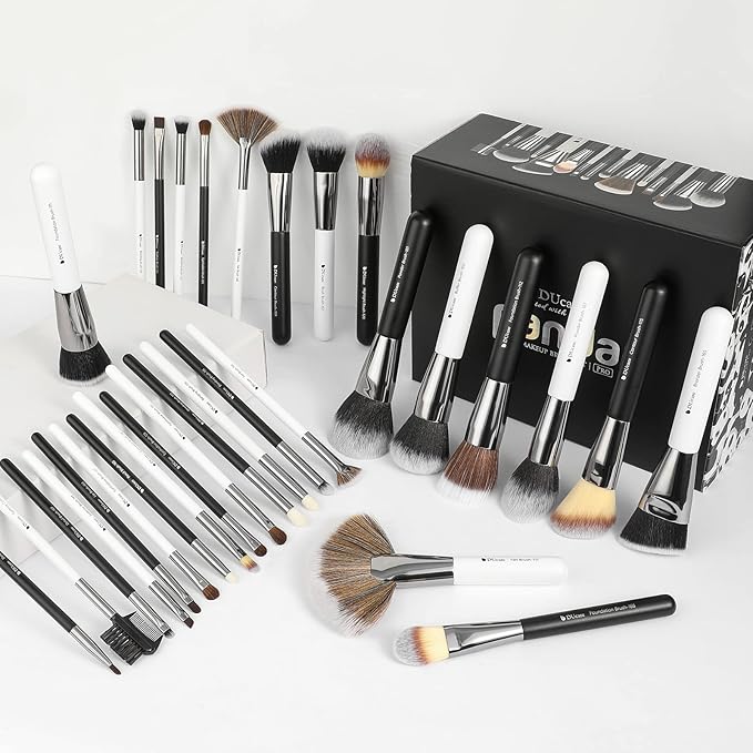 DUcare Professional Makeup Brushes 31Pcs Panda Series Makeup Brush Set Kabuki Foundation Blending Face Powder Blush Concealers Eye Shadows With Leather Case Organizer-FemmiqueWomen