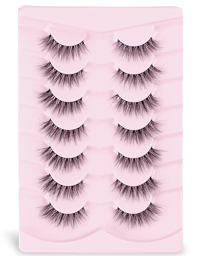 Wispy Lashes Natural Lashes Fake Lashes Natural Look False Eyelashes Natural Eyelashes Wispy Fake Eyelashes Cat Eye Lashes UP12-FemmiqueWomen