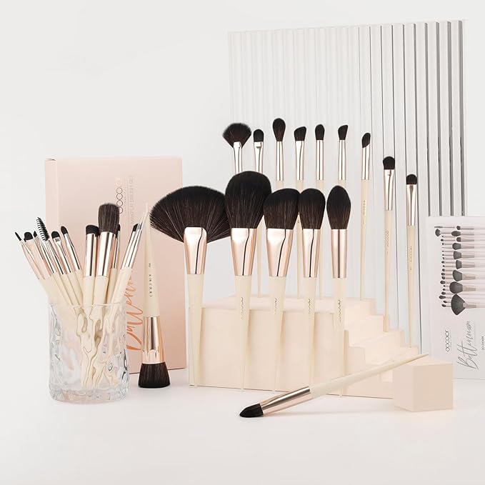 Docolor Makeup Brushes Set Professional 30Pcs Makeup Brushes Premium Synthetic Powder Kabuki Foundation Contour Blush Concealer Eye Shadow Blending Eyeliner Crease Eyebrow Make Up Brush Kit - Beige-FemmiqueWomen