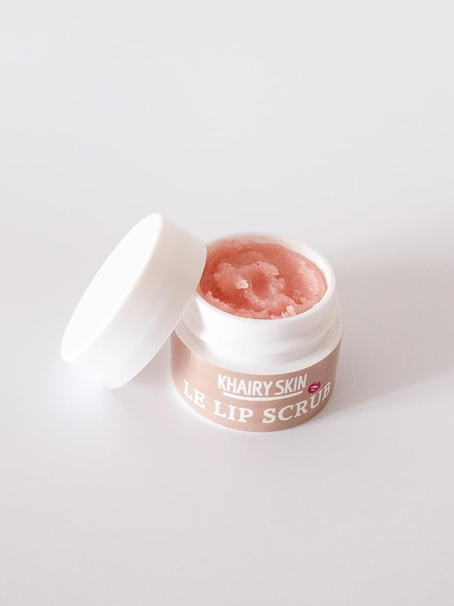 100% Natural Lip Balm and Lip Scrub Duo - Intensive Lip Care Therapy for Dry and Chapped Lips - Made with Cranberry Butter - 100% Vegan-FemmiqueWomen