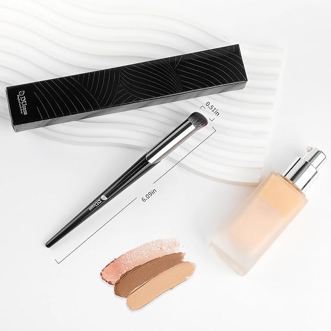 DUcare Concealer Brush Under Eye, Angled Small Nose Contour Brush, Mini Thin Slanted Foundation Dark Circles Puffiness, Puffy Face Eyebrow Eyes, Liquid Cream Blending-FemmiqueWomen