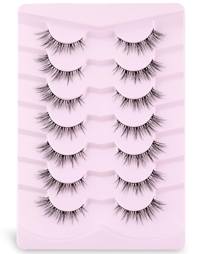False Eyelashes Cat Eye Lashes Wispy Lashes Fake Lashes Natural Lashes Fake Eyelashes Natural Eyelashes Mink Lashes UP14-FemmiqueWomen