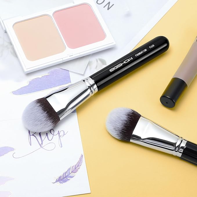 EIGSHOW Flat Foundation Brush, Large Face Makeup Brush with Soft Dense Synthetic Bristles for Blending Liquid Cream Powder (F628)-FemmiqueWomen