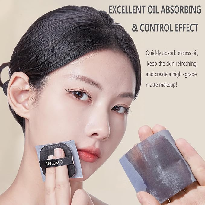 Natural Bamboo Charcoal Facial Oil Blotting Paper,100pcs Oil Blotting Sheets with Portable Mirror & Makeup Puff for Oily Face Skin,Oil Control Film Easy Take Out Handy Friendly Oil Absorbing Tissues-FemmiqueWomen