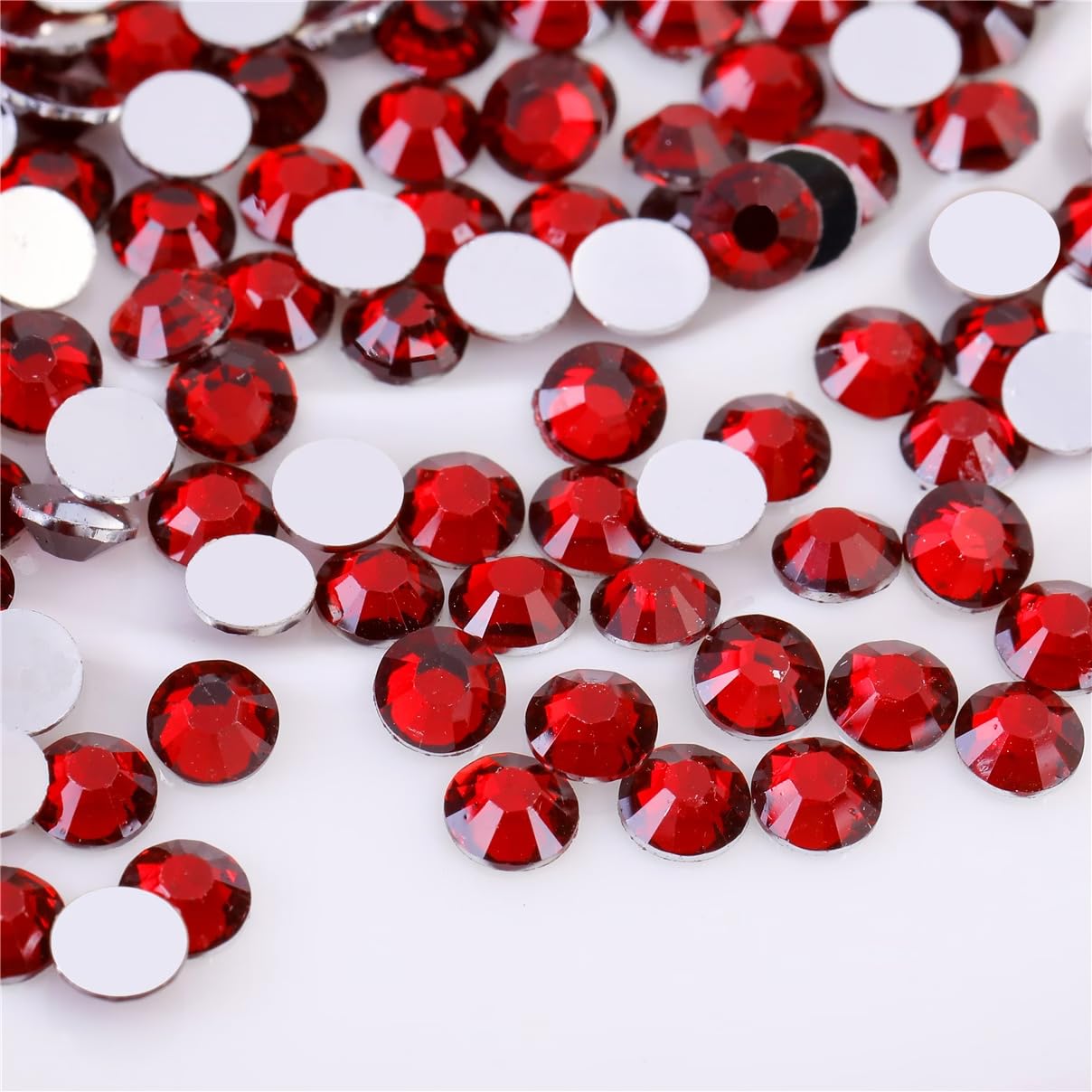 1000 Pieces SS20 5mm Flatback Rhinestones Clear Glass Round Gems Crystals for Nail Art DIY Crafts Clothes Shoes Bags （Dark Red）-FemmiqueWomen