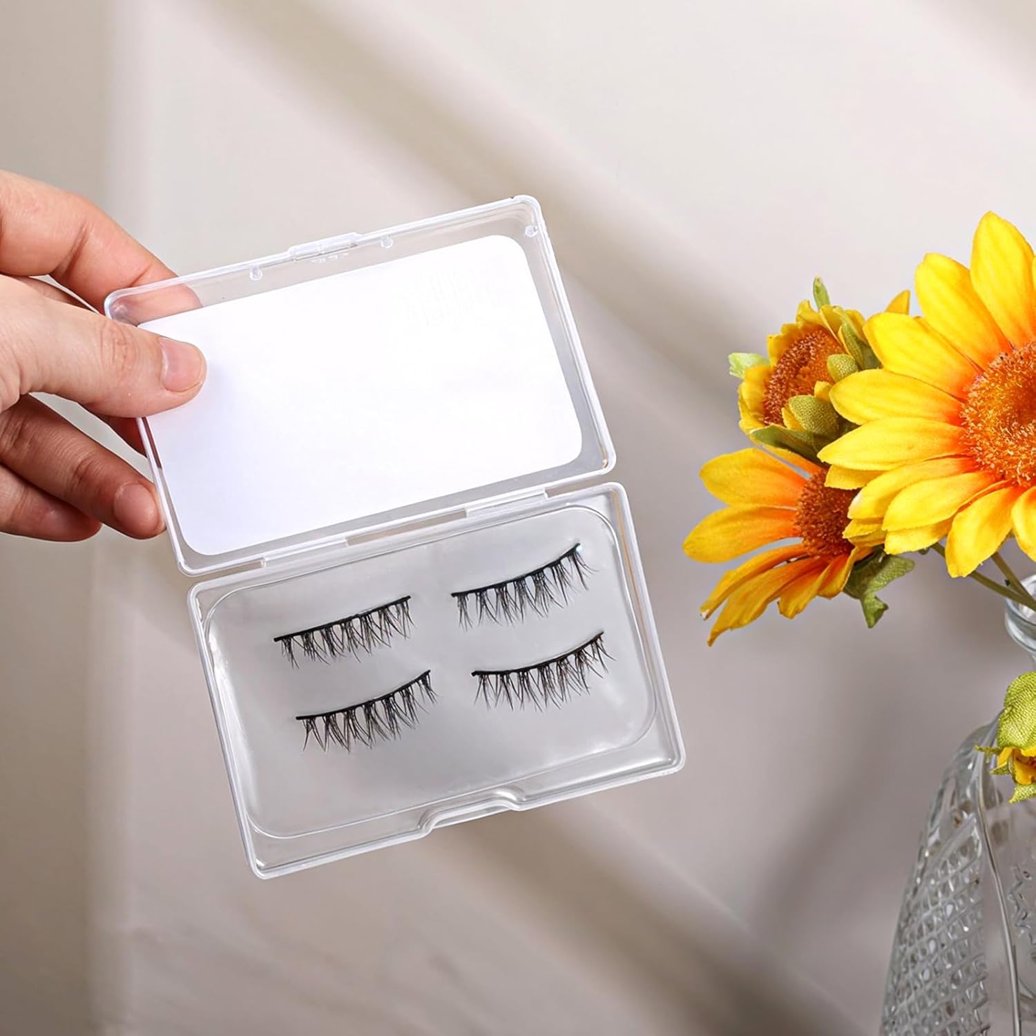 Eyelash Case, Eyelash Holder Case, Clear Compact Eyelashes Container, Portable Silicone False Lash Cases, Simple Lightweight Lash Storage Tool with Cover for Women Daily Travel Carry-FemmiqueWomen