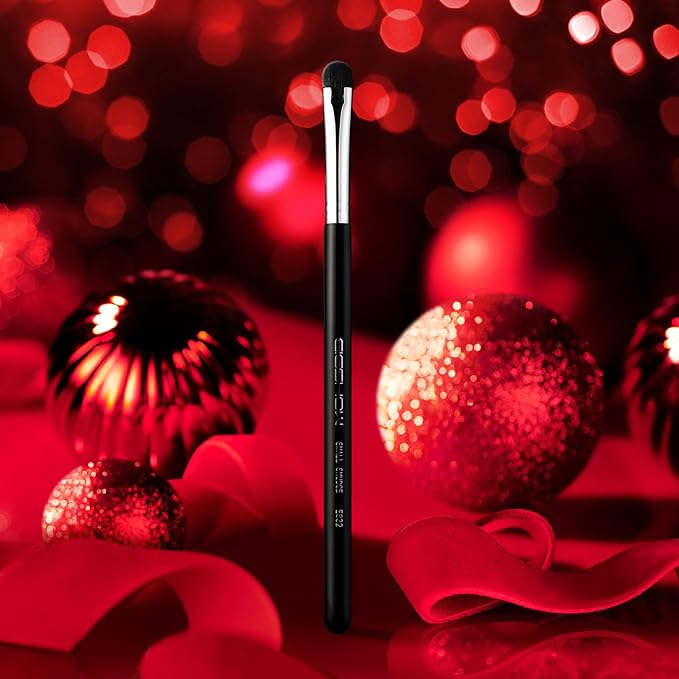 Professional Shader Eyeshadow Brush, EIGSHOW Flat Tapered Blending Brush with Dense Soft Bristles for Eye Shadow Application, for Cream Powder (E801)-FemmiqueWomen