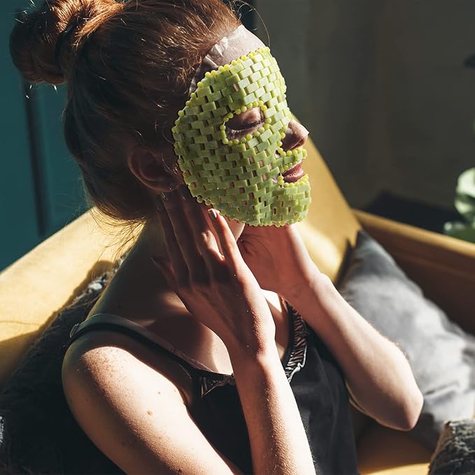 Jade Facial Mask, Jade Sleep Natural Stone Mask, Green Facial Cooling Mask, Jade Eye Mask Beauty Skincare Massage Tools for Alleviate Puffiness Face Massage Puffy Eyes Dark Circles-FemmiqueWomen
