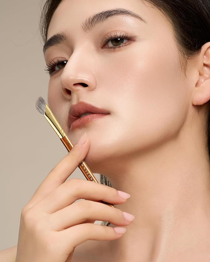 Desert Oak Series Pro Nose Sculptor - Arctic Fluff Hybrid Bristles for Nasal Contouring, Wide Angled Nose Brush, Bubinga Handle (CM 197)-FemmiqueWomen