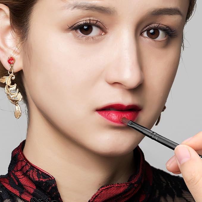 Luxspire Lip Brush Concealer Brushes 2 Pieces, Lipstick Gloss Brushes Applicators Eyeshadow Lip Liner Makeup Brush Cosmetics Make Up Tools, Small Make Up Brushes-FemmiqueWomen