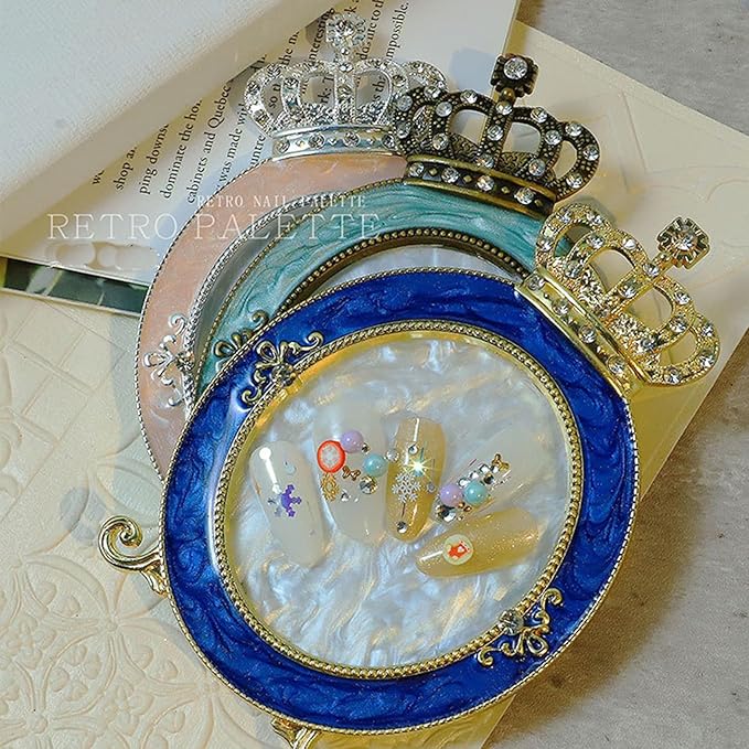3 Pcs Nail Art Palette, Nail Art Painting Mixed Color Palettes Crown Nail Holder Retro Nail Art Display Board, Nail Art Display Tools Photography Props-FemmiqueWomen