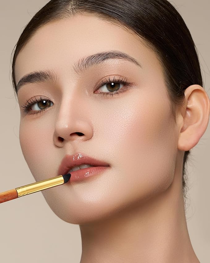 Desert Oak Series VelvetSlant Lip Artist - 45° Slanted Lip Brush for Gradient & Feathered Lips, Ultra-Soft Vegan Nylon, Bubinga Wood Handle (CM 198)-FemmiqueWomen