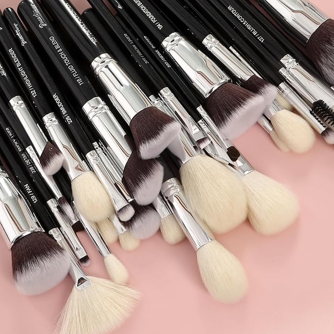 Pro makeup Artist Brushes Set 32Pcs Luxury Goat Hair Horse hair Makeup Brush Set eye and face brushes for every possibility By Bueart Design-FemmiqueWomen