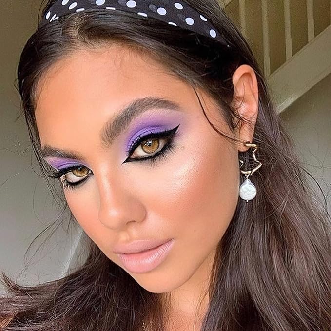 24 Eyeshadow Palette - Festive Vibrant Shimmer Matte Warm Neutral Sparkling Eye shadow Palette (Shanghai)-FemmiqueWomen