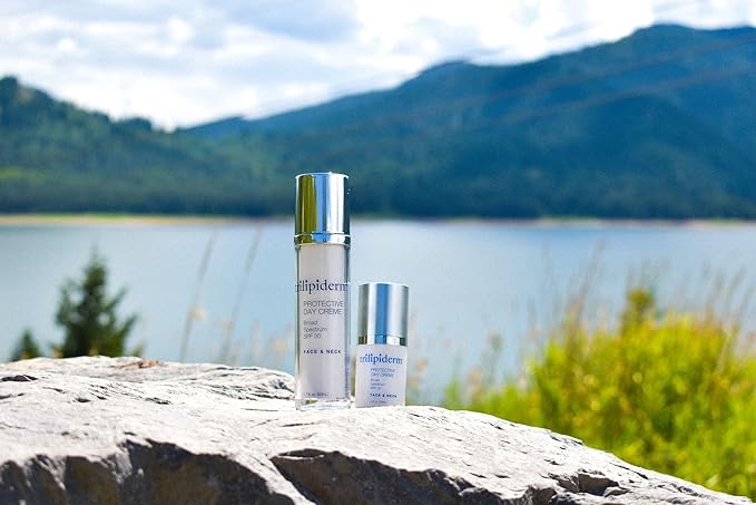 Trilipiderm Rehydration Night Créme .5oz + Protective Day Créme Broad Spectrum SPF 30 .5oz Travel/Trial Size Transformative, moisture-rich crème with hyaluronic acid and Retinol-FemmiqueWomen