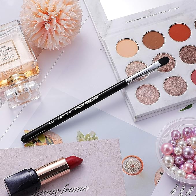 Professional Shader Eyeshadow Brush, EIGSHOW Flat Tapered Blending Brush with Dense Soft Bristles for Eye Shadow Application, for Cream Powder (E801)-FemmiqueWomen