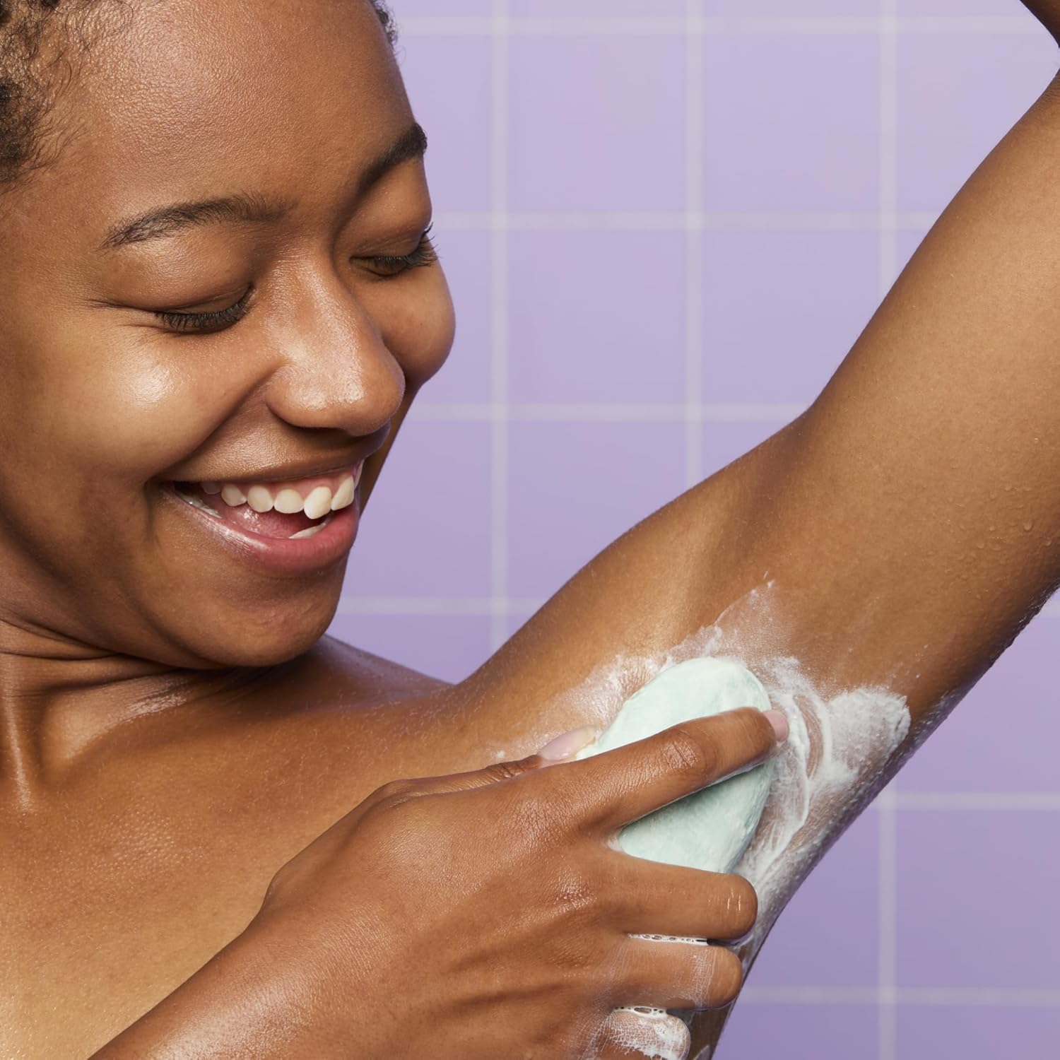 Good Molecules Brightening & Dark Spots Bar - Soap Free Face and Body Bar - Tranexamic, Kojic Acids and Niacinamide to Target Dark Spots - Skin Care-FemmiqueWomen