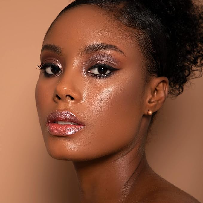 Sigma Beauty Professional E45 Eye Makeup Brush – Small Tapered Eyeshadow Blending Brush with SigmaTech® fibers for Seamless Eyeshadow Blending, Pointed Eyeshadow Brush for the Perfect Cut Crease-FemmiqueWomen