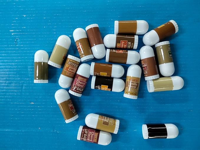 150 Pcs Mini Sunscreen Lip Balms Bulk SPF 30 Lip Balm Sticks Favors with Sunscreen SPF Employee Staff Appreciation Gifts Bulk Team Coworkers Christmas Party Gifts for Travel Beach-FemmiqueWomen